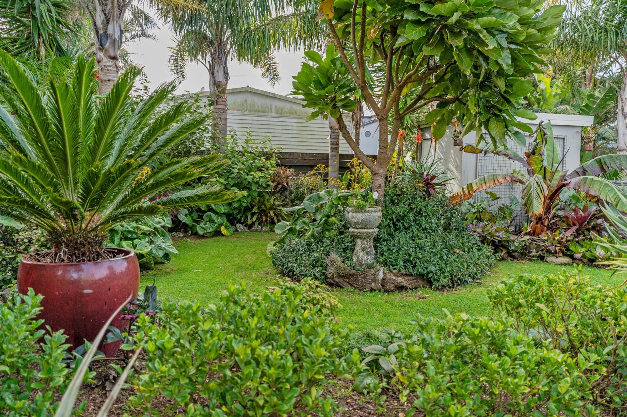 Coast Awhile - Whangamata Holiday Home Exterior photo